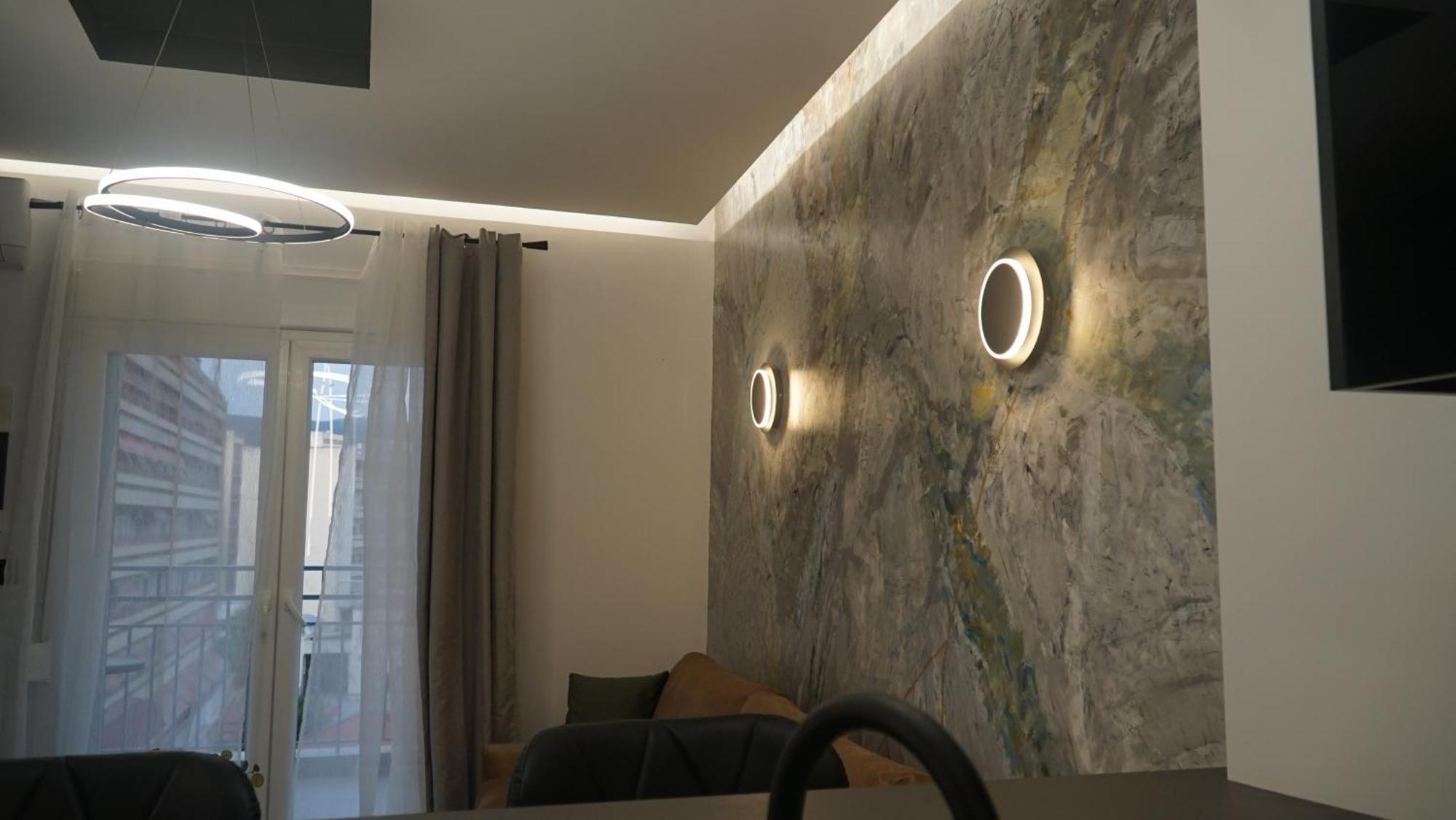 Penthhouse Thalia Apartment